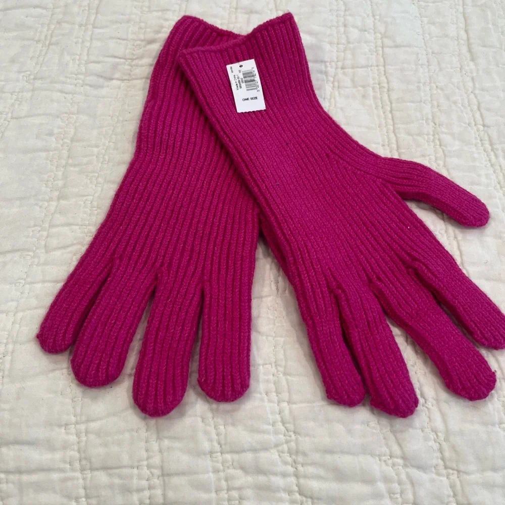 GAP Vibrant Pink Knit Gloves‎ OS NWT